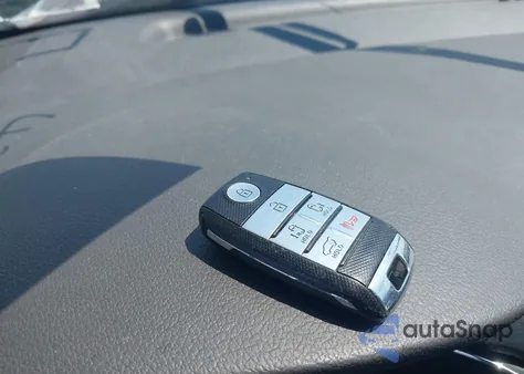 2017 Kia Sedona Lx z USA, uszkodzony, nr VIN KNDMB5C14H6333338